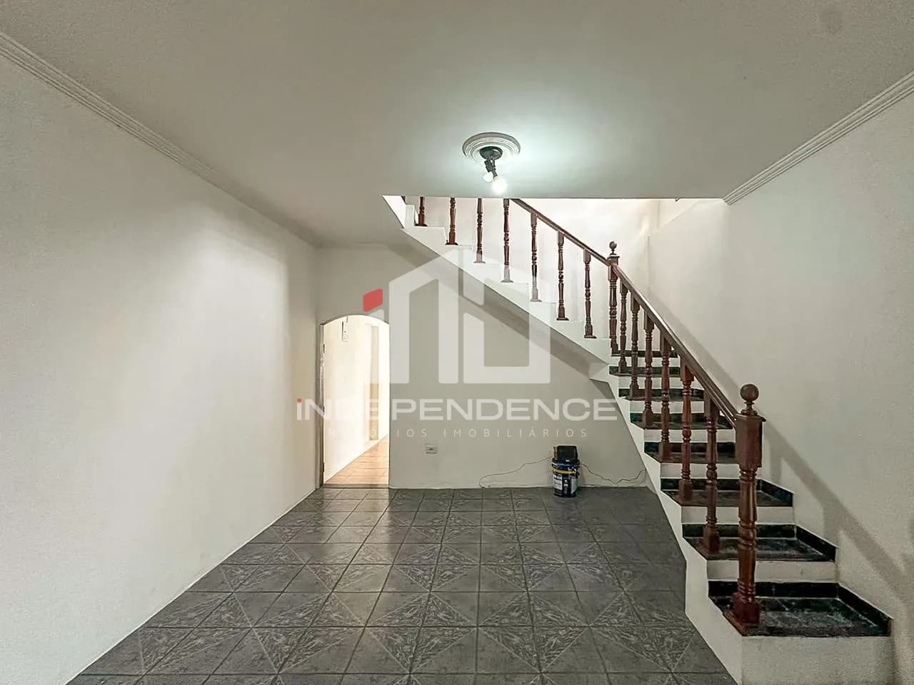 Sobrado para venda e locação | 3 quartos | Martim Cererê | Zona Sudeste