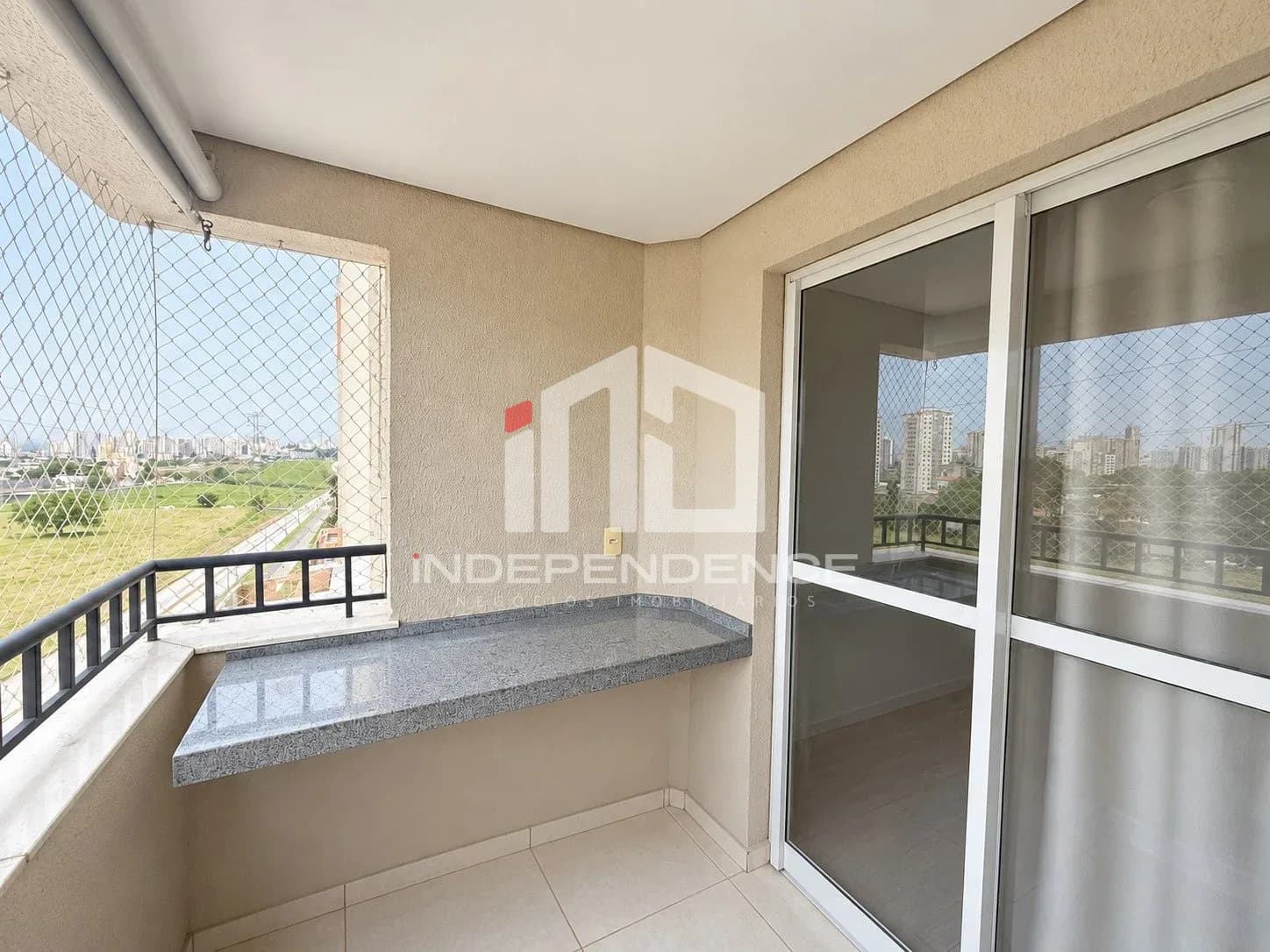 Apartamento 02 dormitórios sendo 01 suíte, Zona Sul R$ 540.000,00