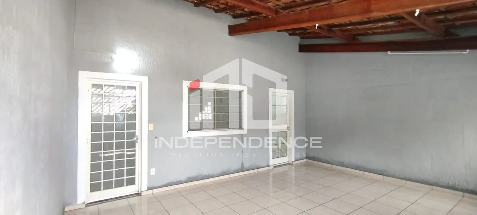 Casa á venda | 67m² | 2 quartos | 2 vagas | Jardim Nova Flórida | Zona Leste