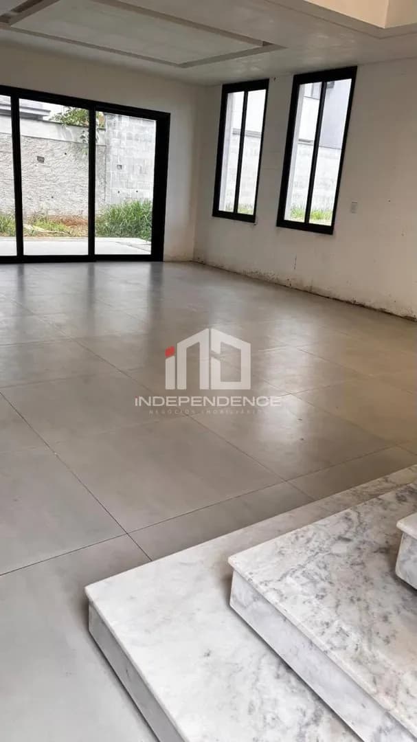 Casa à venda | 239 m² | Loteamento Floresta | São José dos Campos